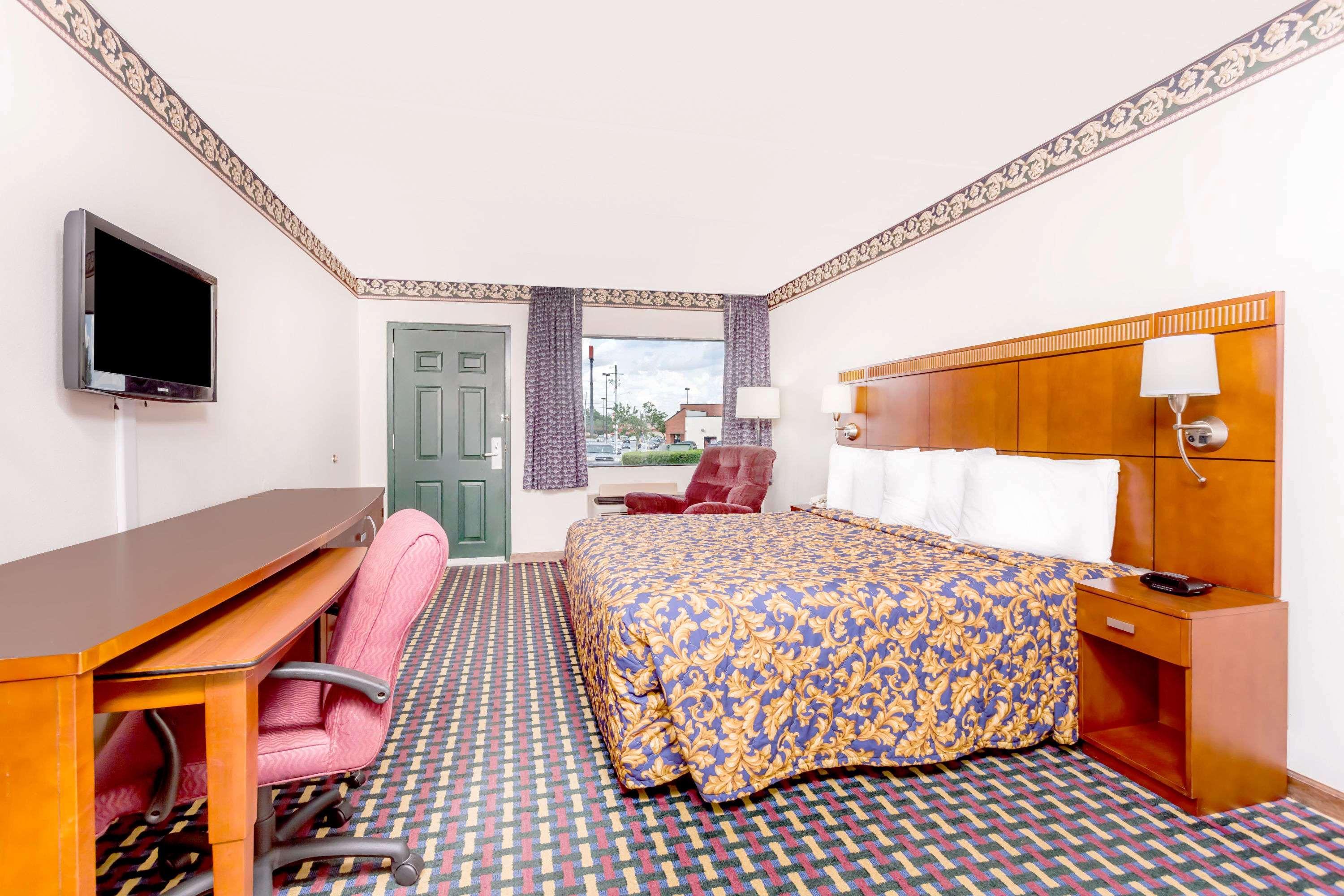 Howard Johnson By Wyndham Perry Ga Bagian luar foto